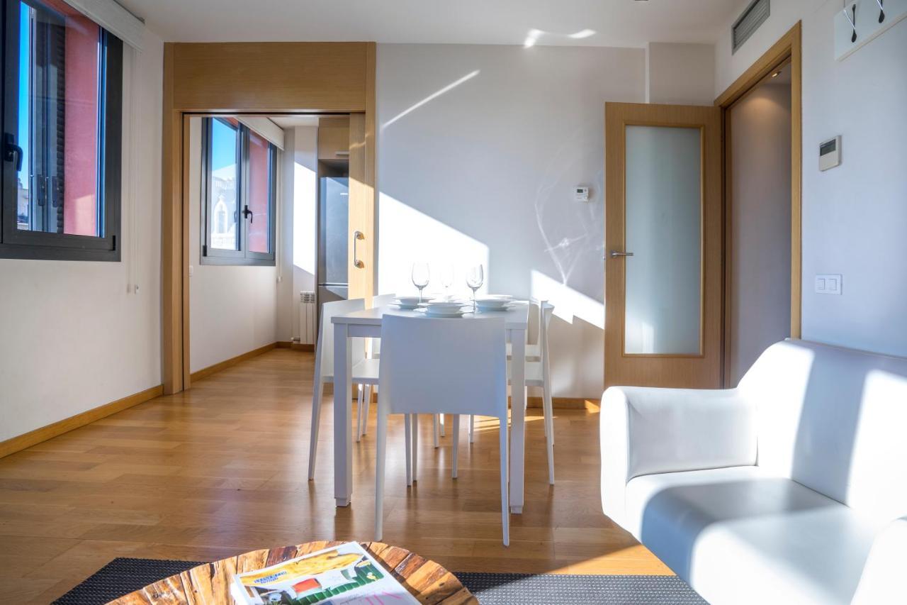 Friendly Rentals Jardinets Барселона Номер фото